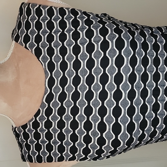 Calvin Klein Black, White and Grey Mod Geometric Pattern Dress, size 6  EUC! - Picture 2 of 6